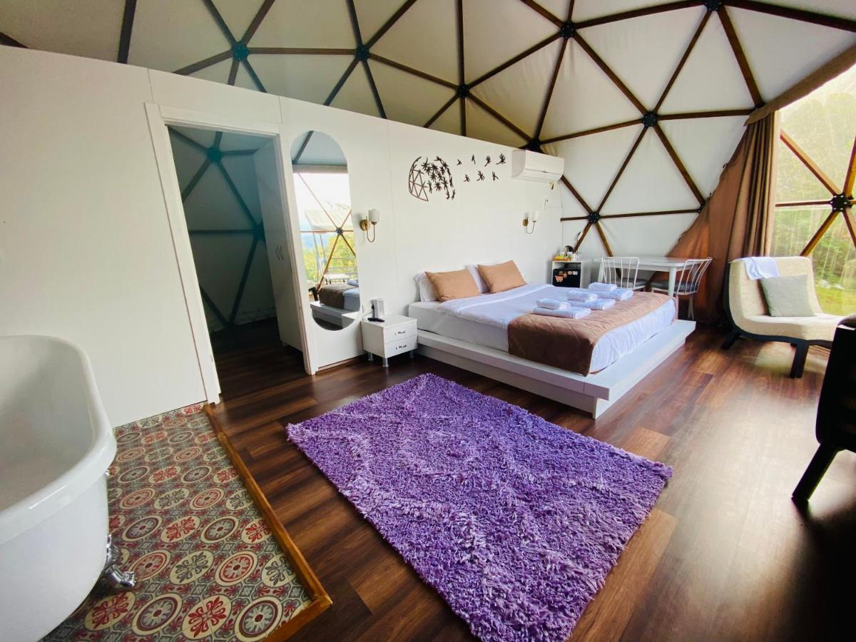 Phalesia Glamping Otel サパンジャ エクステリア 写真