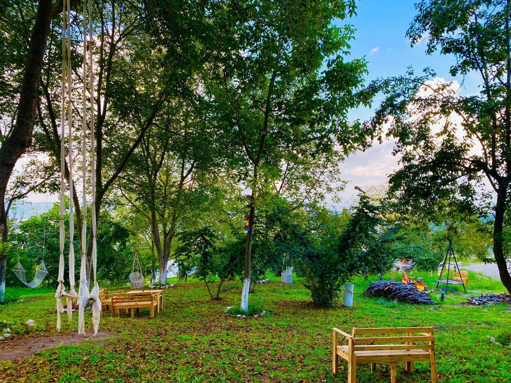 Phalesia Glamping Otel サパンジャ エクステリア 写真
